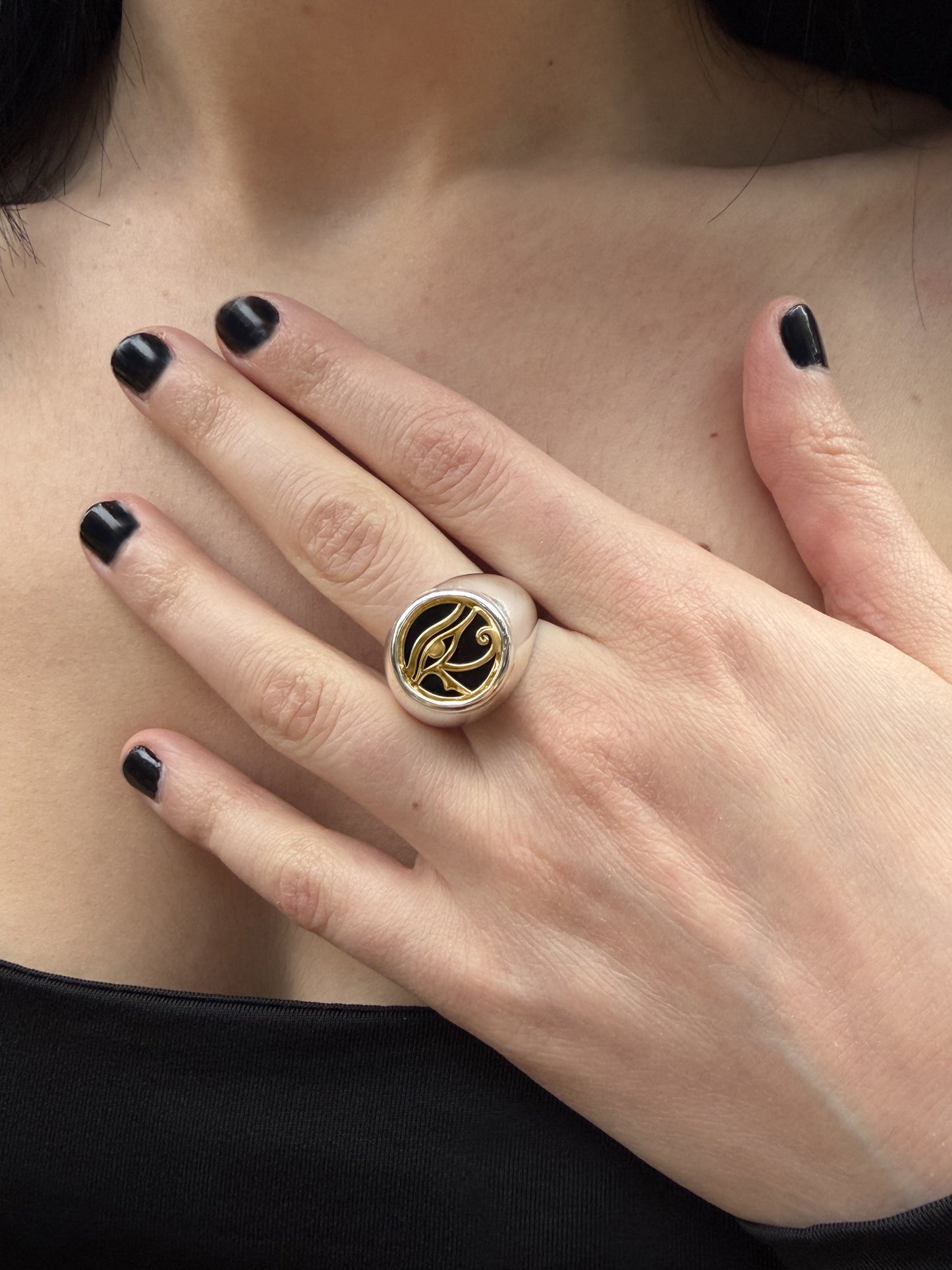 Anello Horus